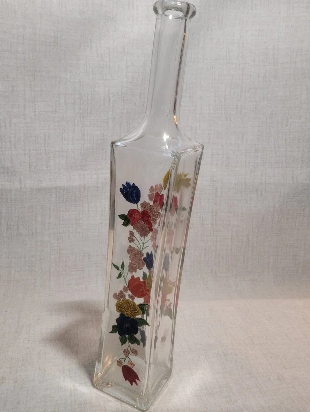 Vintage Avon Glass Flower Bud Vase 7.75